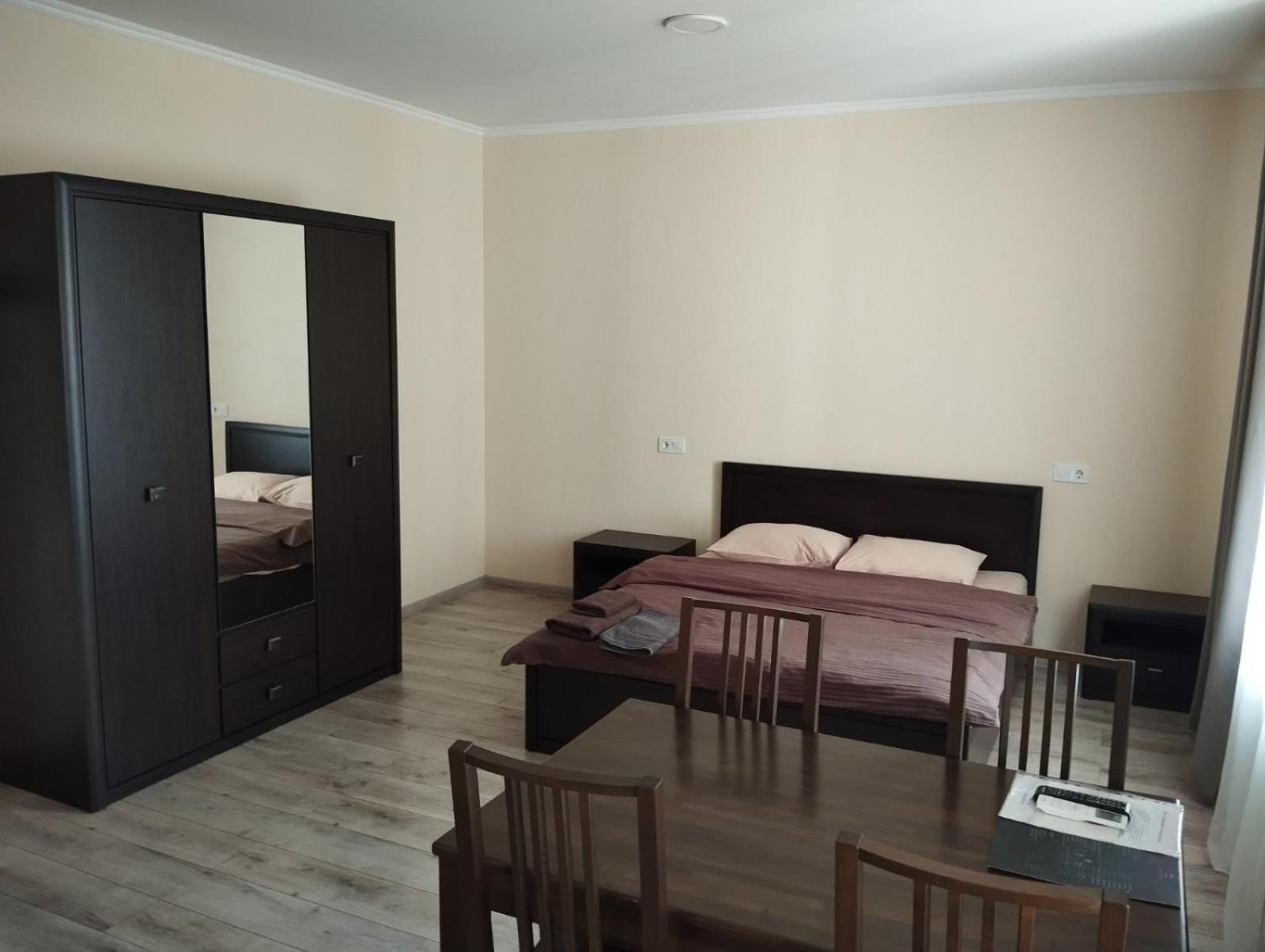 Сity Business Apart Kropyvnytskyi Ngoại thất bức ảnh